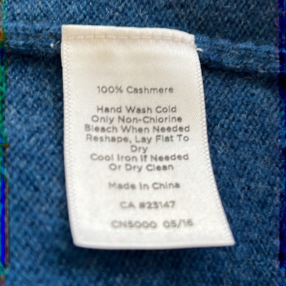 Talbots petites pure cashmere blue sweater size Mp - Picture 10 of 10